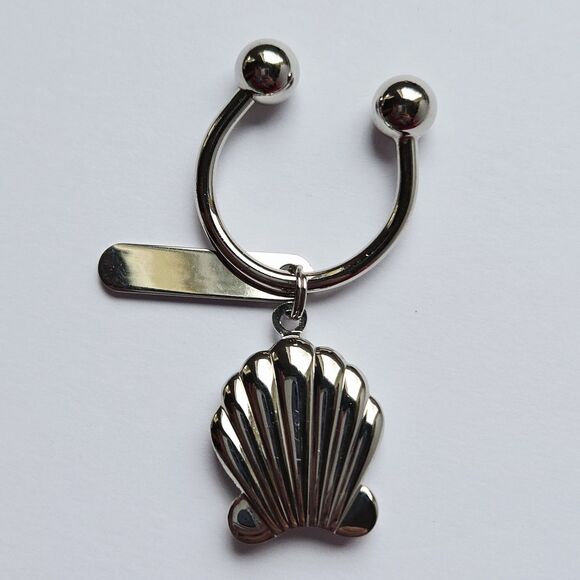 Mikimoto International Shell Keychain Silver Tone Pearl Key Ring Holder Japan - Picture 4 of 5